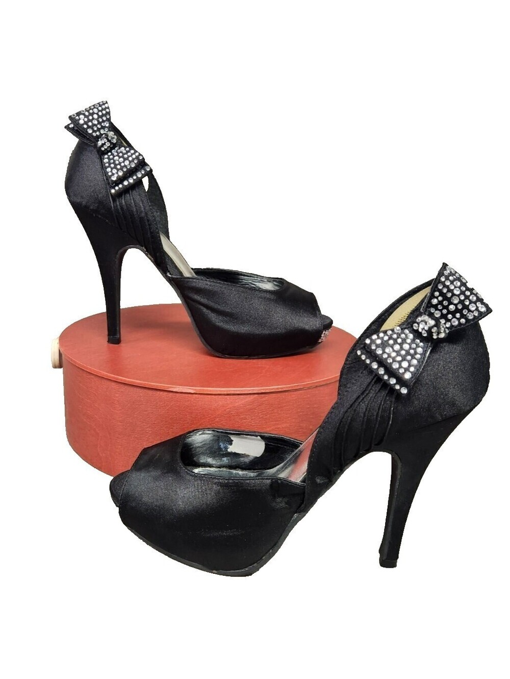 DEB Heels With Bling Bow and Toe Black Size 6